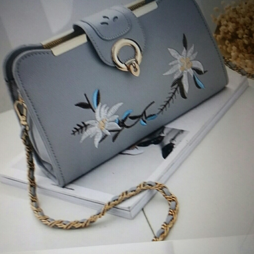 Flower Clutch crossbody/Shoulder Purse.  NWOT